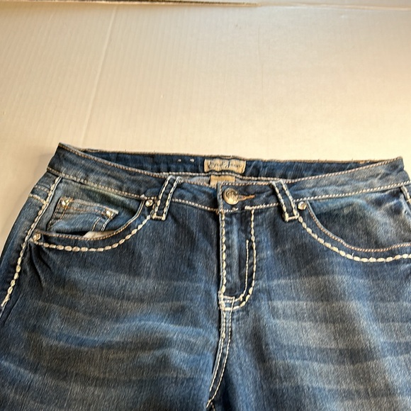 3/$25 Earl Jeans Low Rise Boot Cut Rhinestone Embellished Womens Jeans. Size 10 - Picture 3 of 14